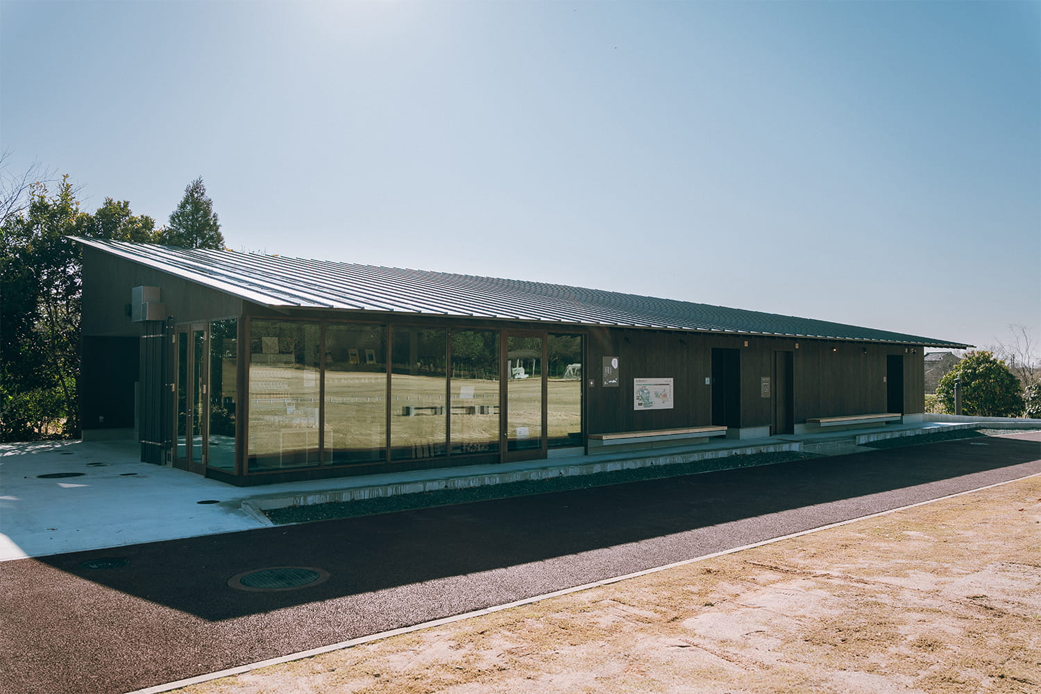 ショップ・管理棟（北口キャンプフィールド）