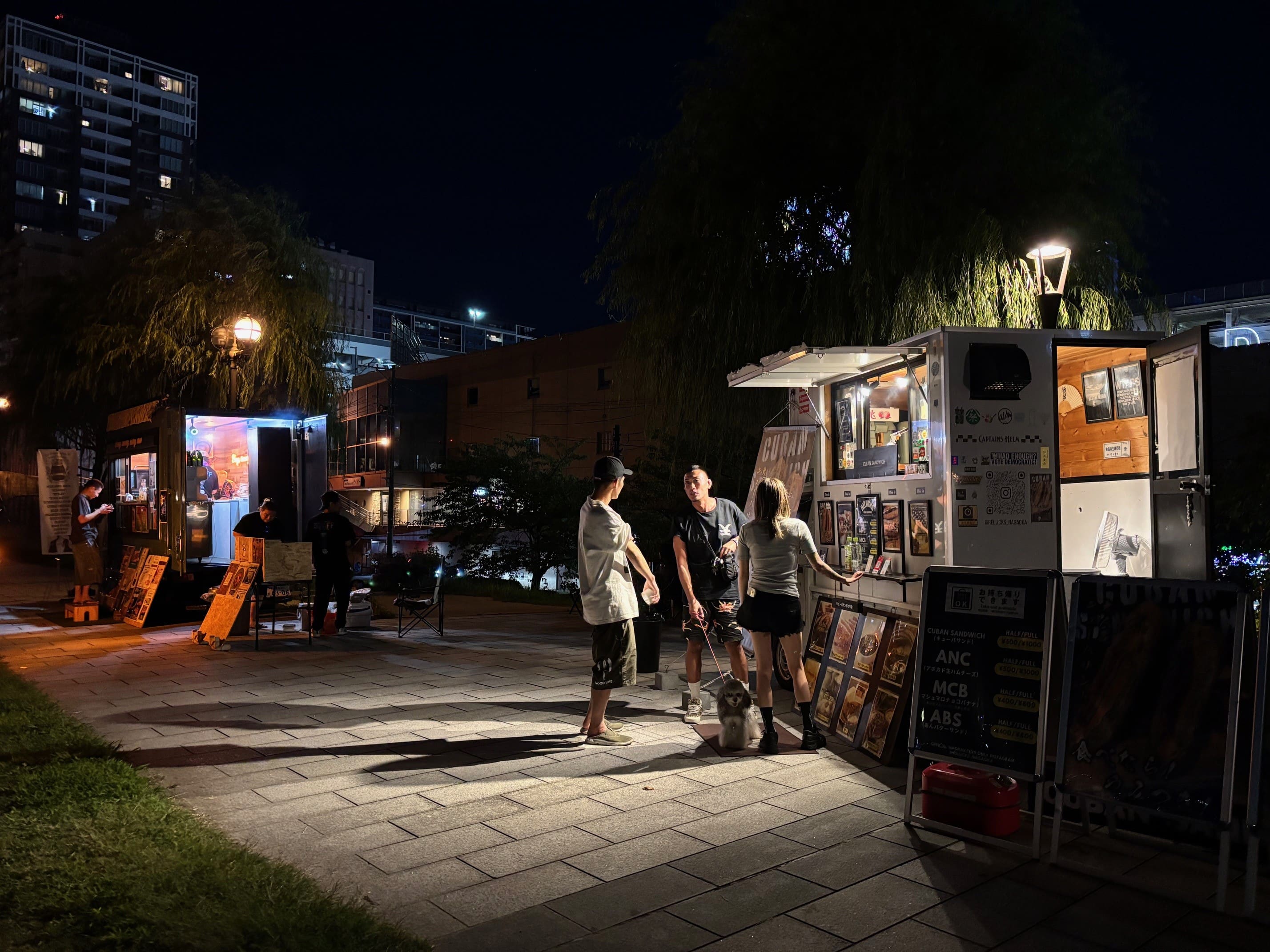 Niigata Food Truck Park