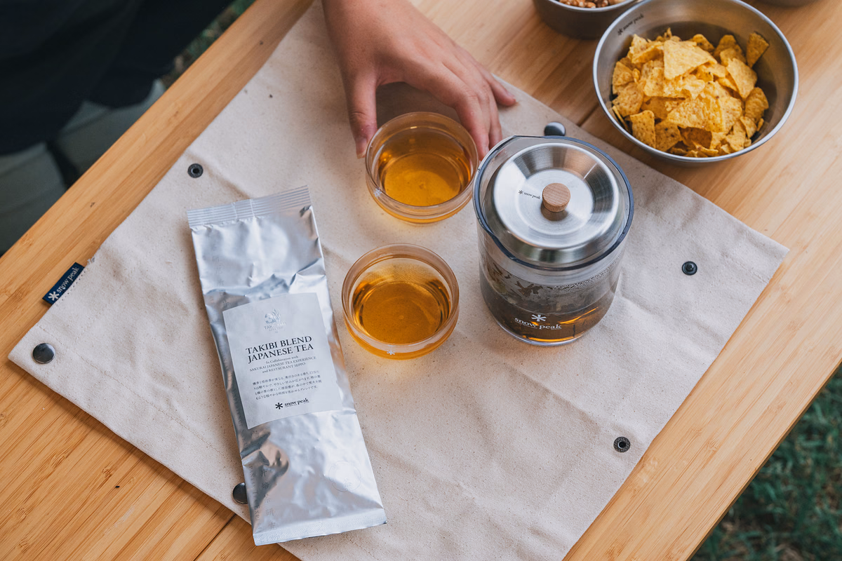 焚火台30周年記念茶葉　TAKIBI BLEND JAPANESE TEA 使用シーン3